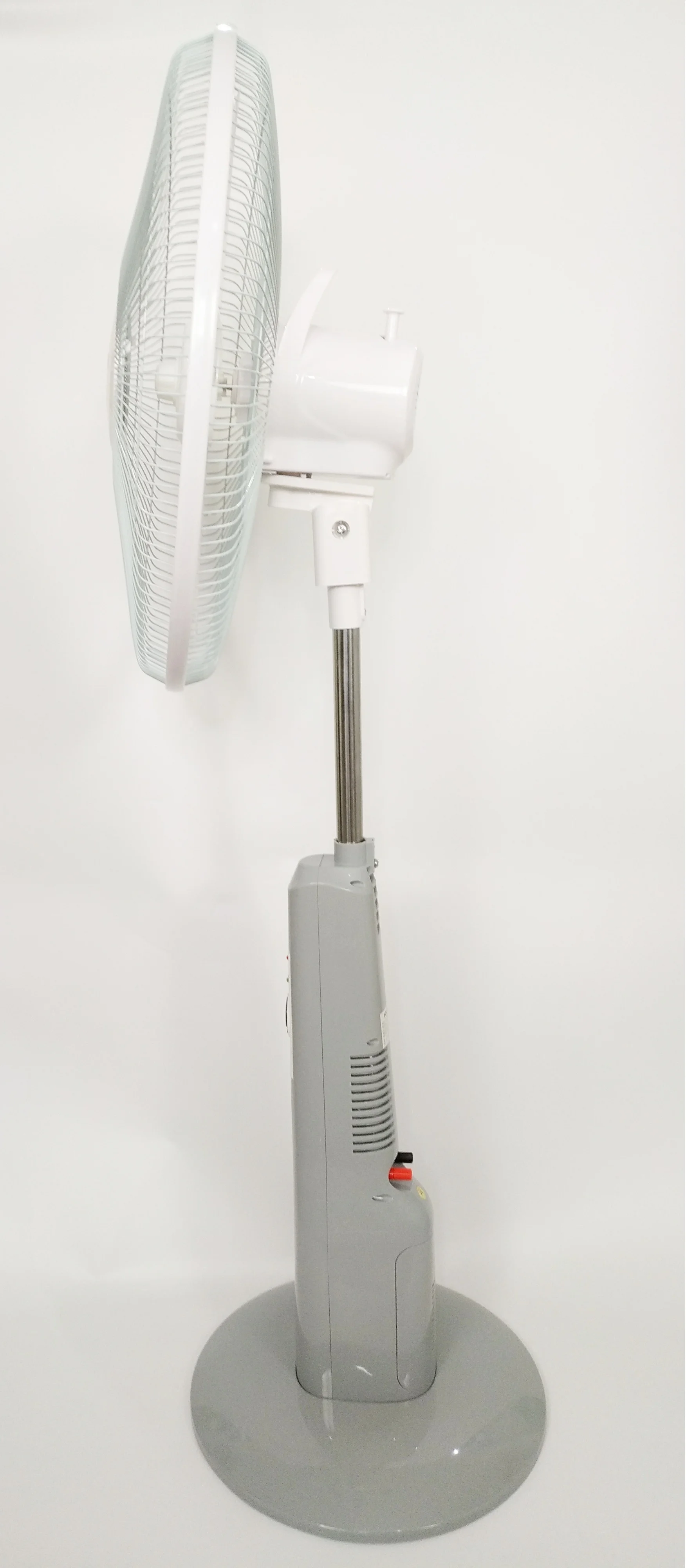 Ventilateur sur pied en métal  - Outdoor Power Garage avis et prix
